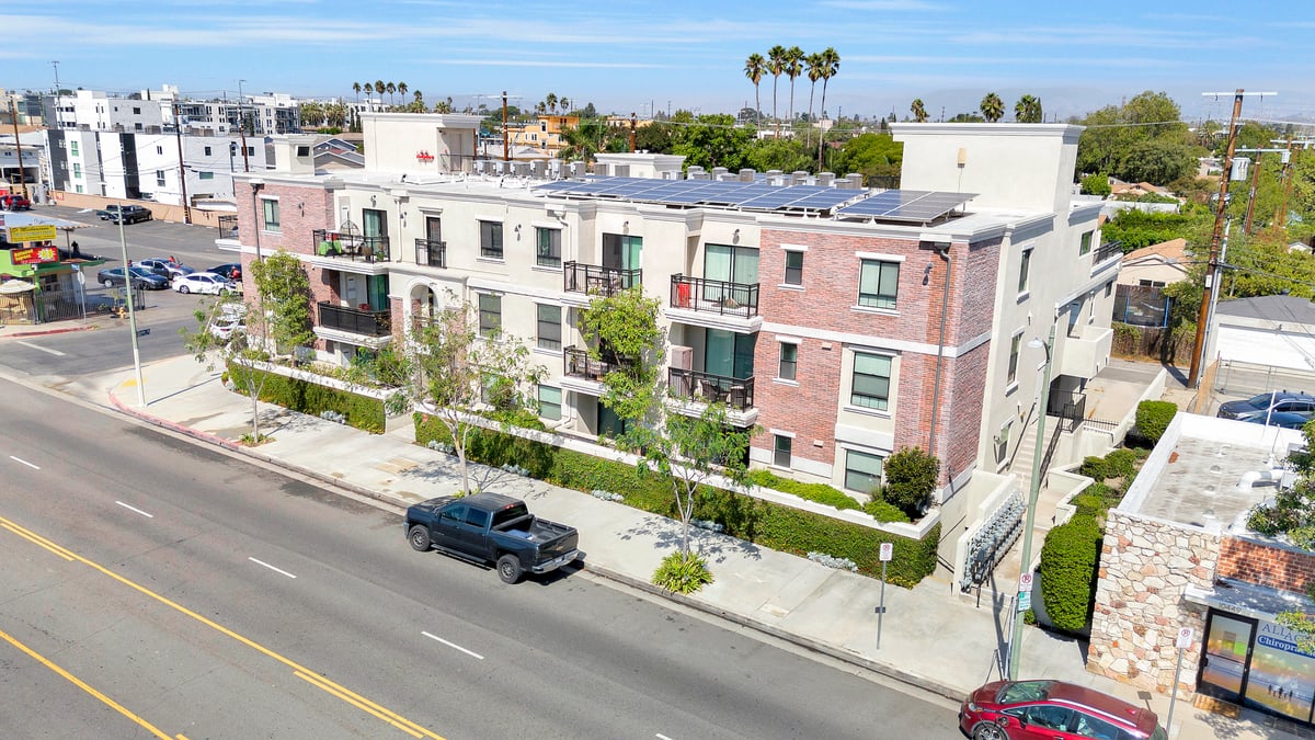 10455 Magnolia Blvd, North Hollywood, CA 91601