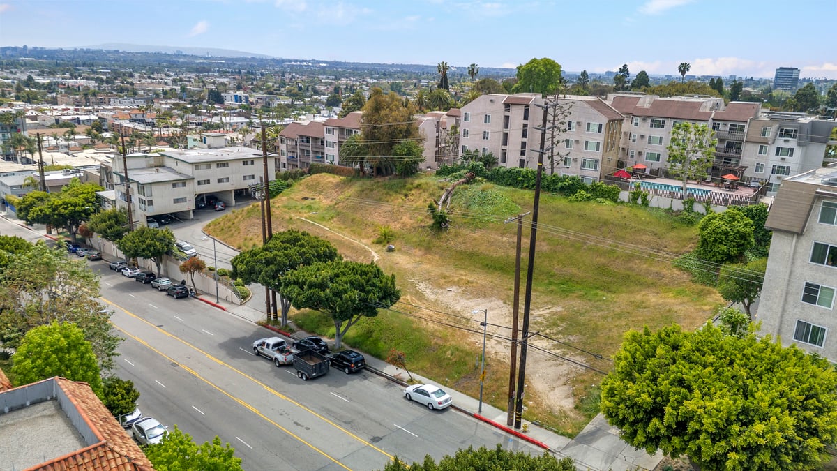 3219-3249 Overland Ave, Los Angeles, CA 90034