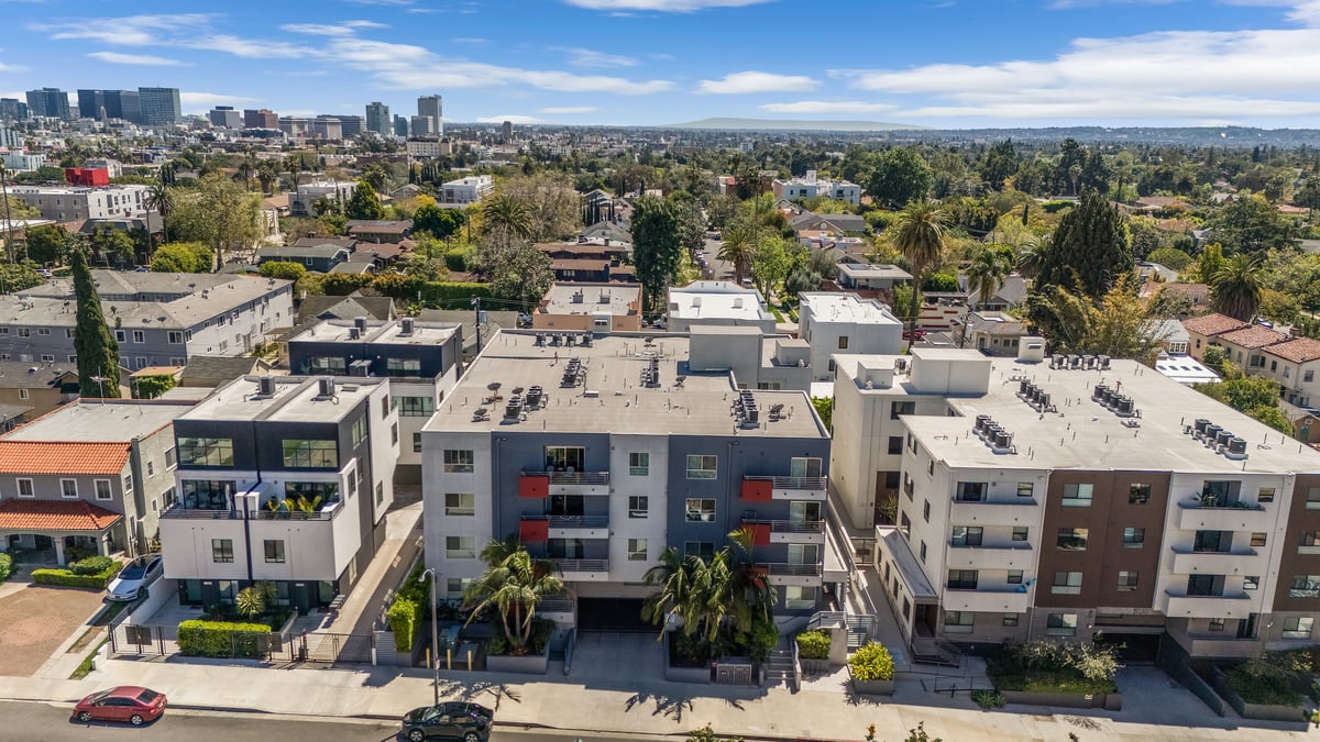 5026 Rosewood Ave, Los Angeles, CA 90004