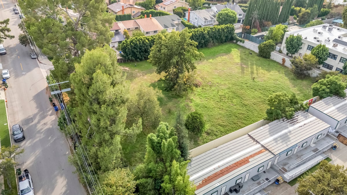 5511 Ethel Ave, Sherman Oaks, CA 91401